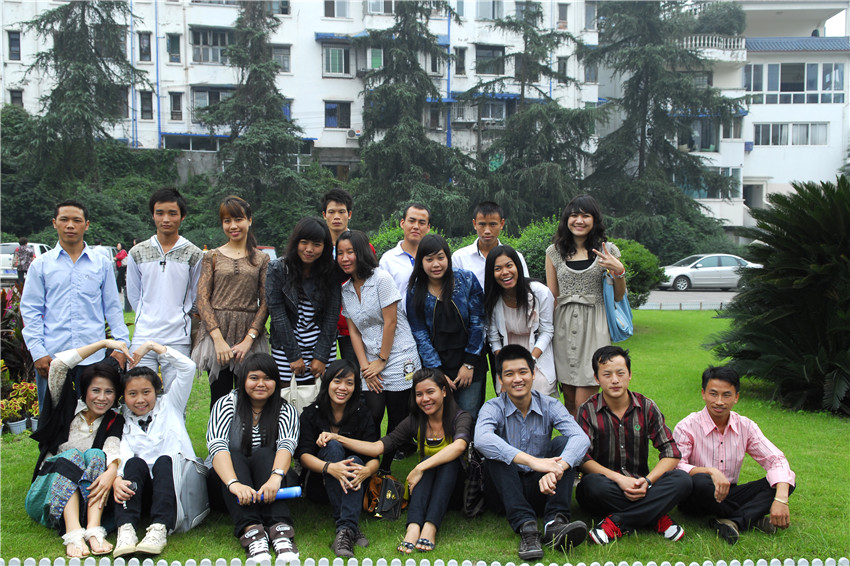A41117EA9F1810607530ED7027C_28E74B36_3B3D7.jpg?e= A41117EA9F1810607530ED7027C_28E74B36_3B3D7.jpg?e=