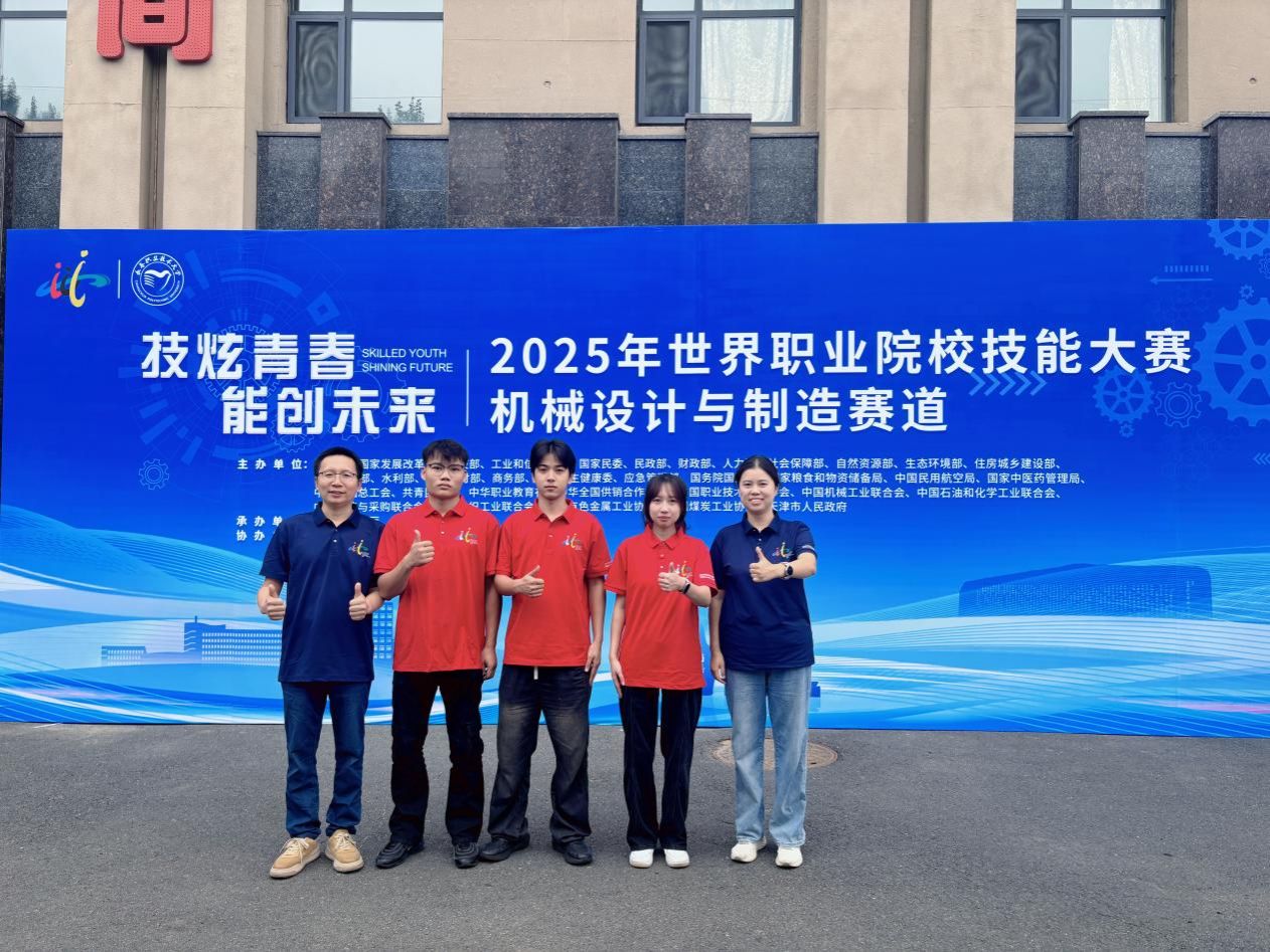 62DFA81CD38035B4FE92A9D7465_182F1E26_35AB8.jpg?e=