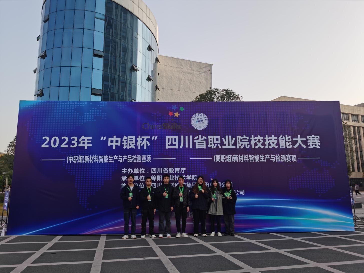 E6870ED058A666A5E69CC0B0F00_B683B4DC_2A2DA.jpg?e= E6870ED058A666A5E69CC0B0F00_B683B4DC_2A2DA.jpg?e=