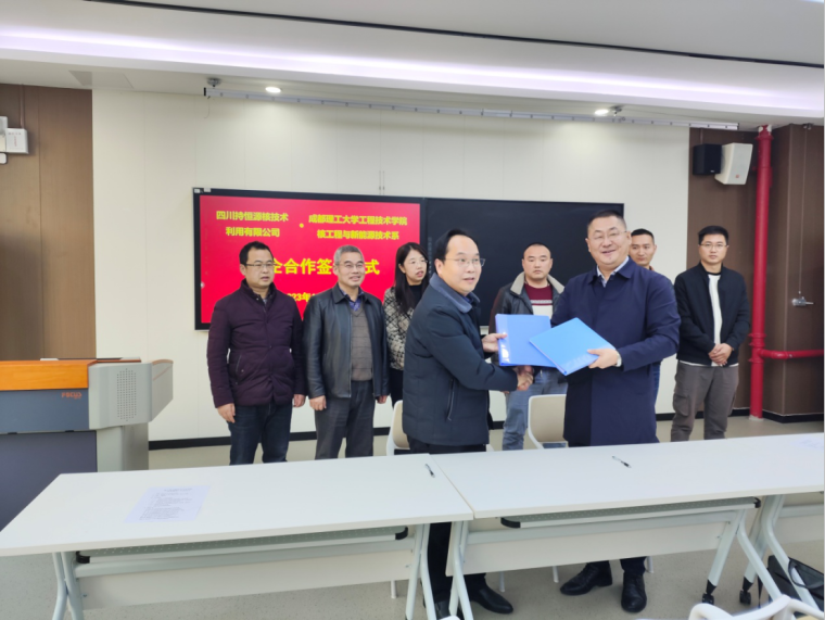 3AB9F13412E44795633D8285E65_397316E5_6F49E.png?e= 图片